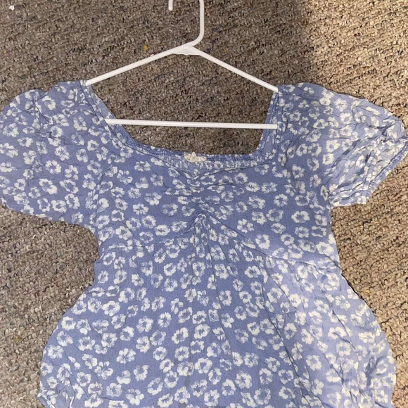 Hem & Thread Blue Floral Blouse - Picture 1 of 4
